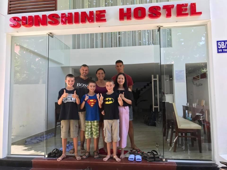 Sunshine Hostel Hue Esterno foto